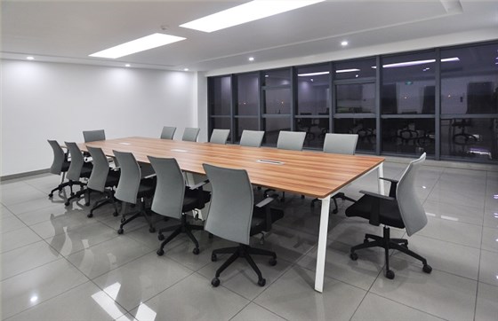 办公室会议桌椅摆放图