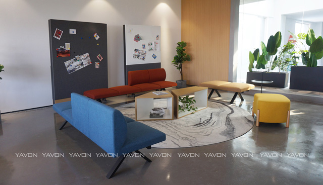 雅风办公家具展厅二楼休闲区展示